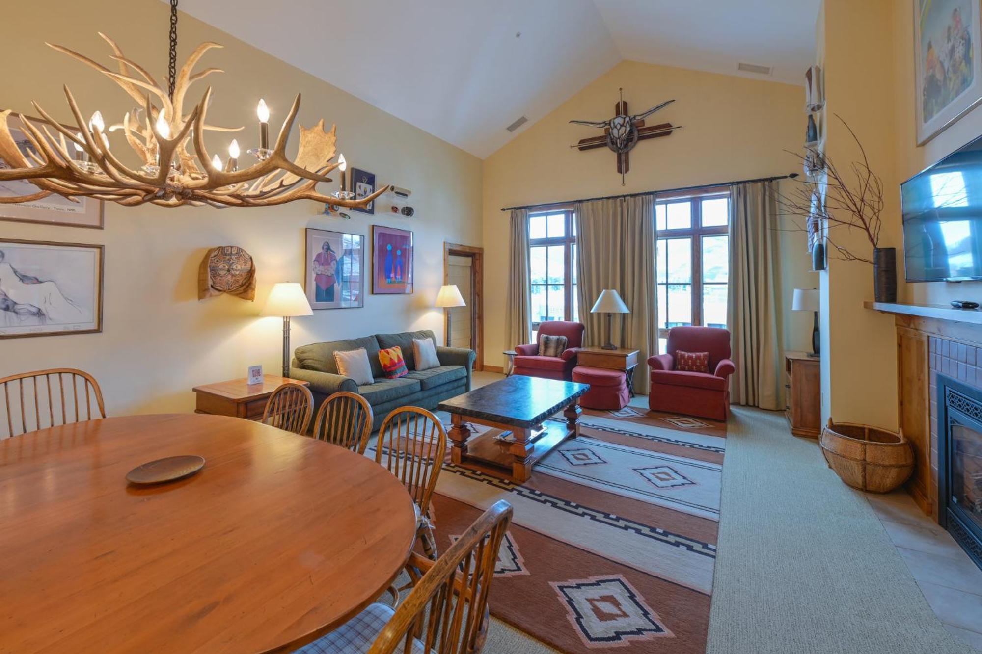 فندق ذا لودج آت ماونتنير سكوير Mount Crested Butte المظهر الخارجي الصورة